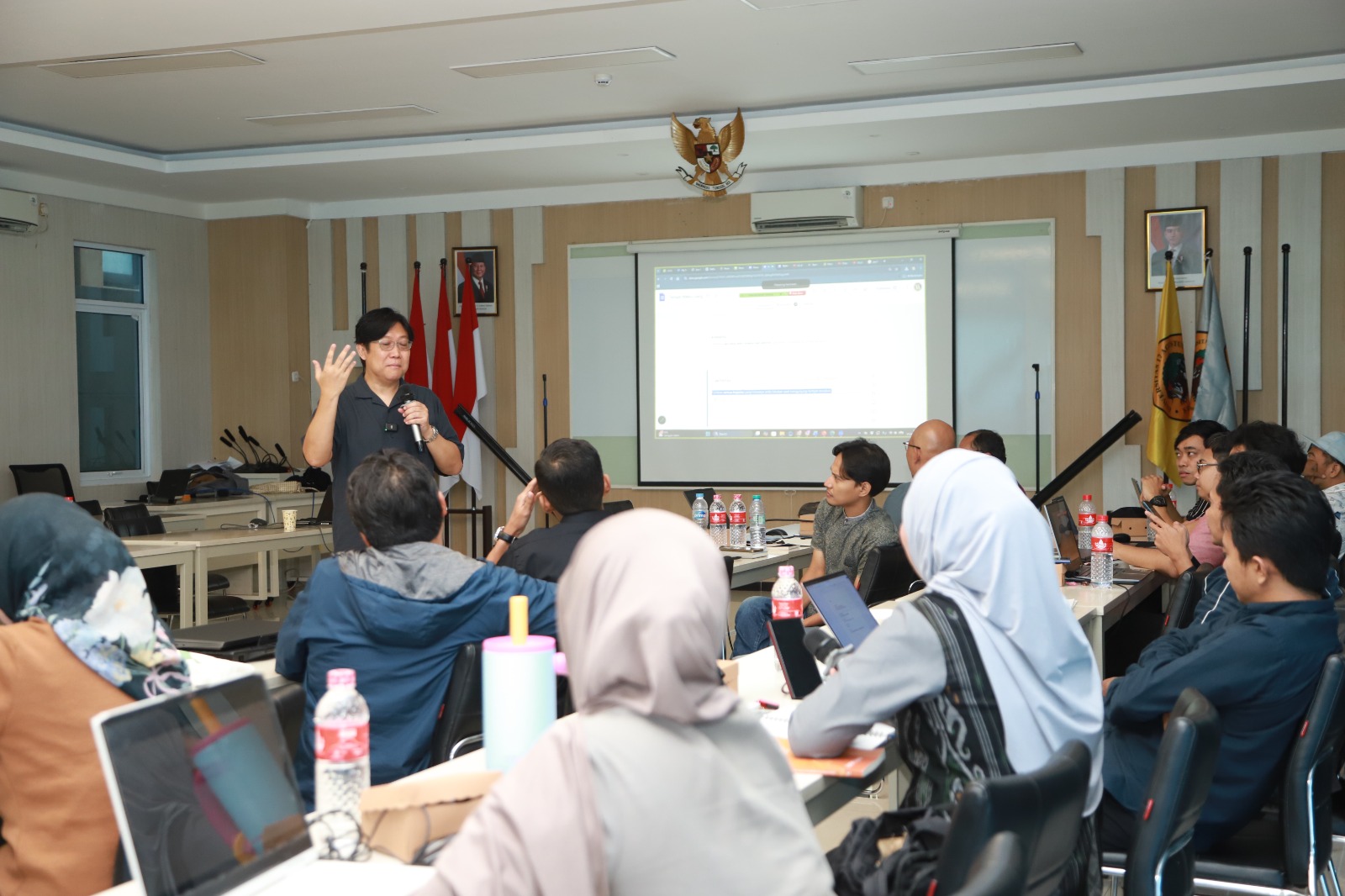 Tingkatkan Kompetensi Riset, Magister Arsitektur Untag Surabaya Gelar Workshop Analisis Data