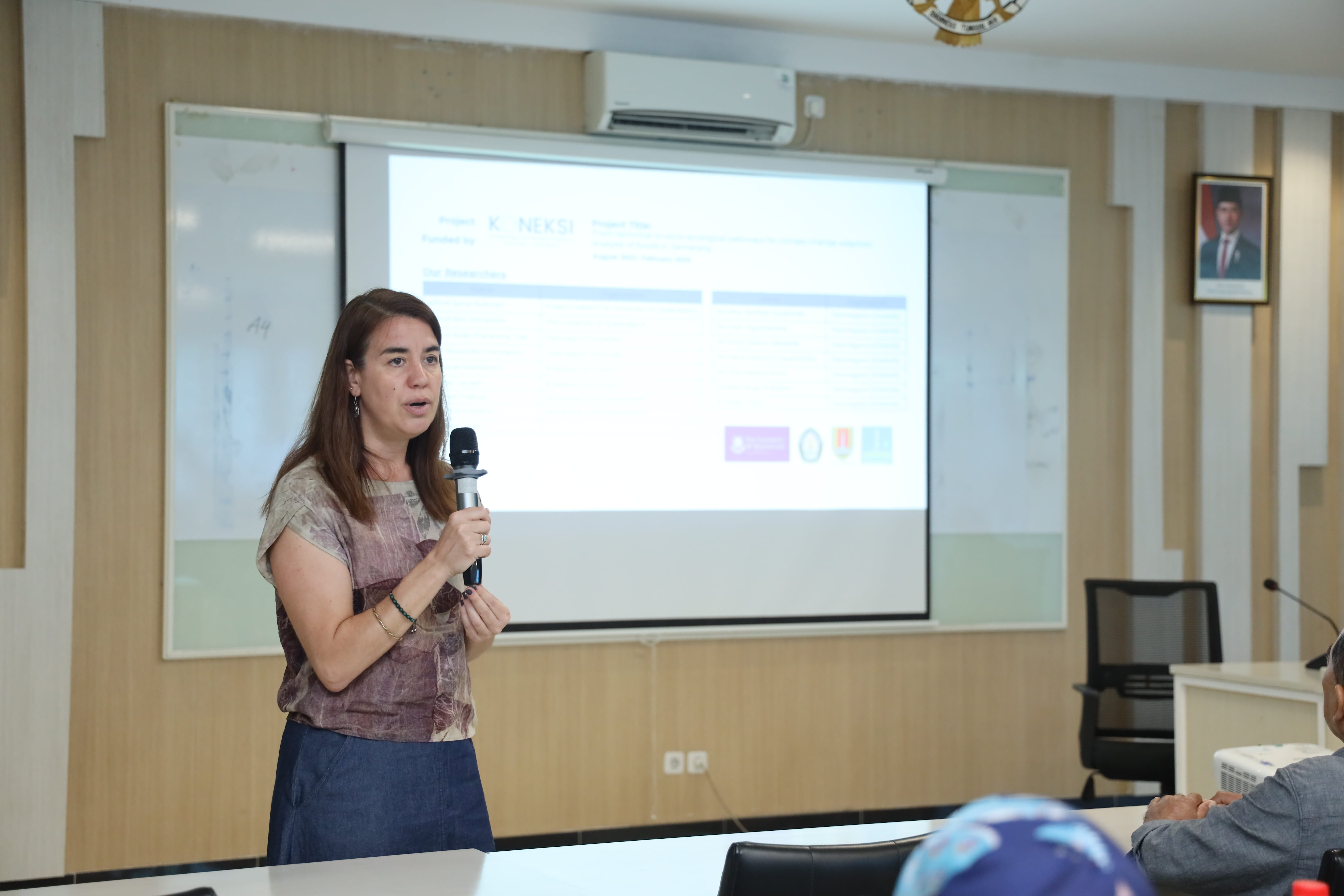 Infrastruktur dan Ketahanan Sosial: Refleksi Riset Pengendalian Banjir di Semarang