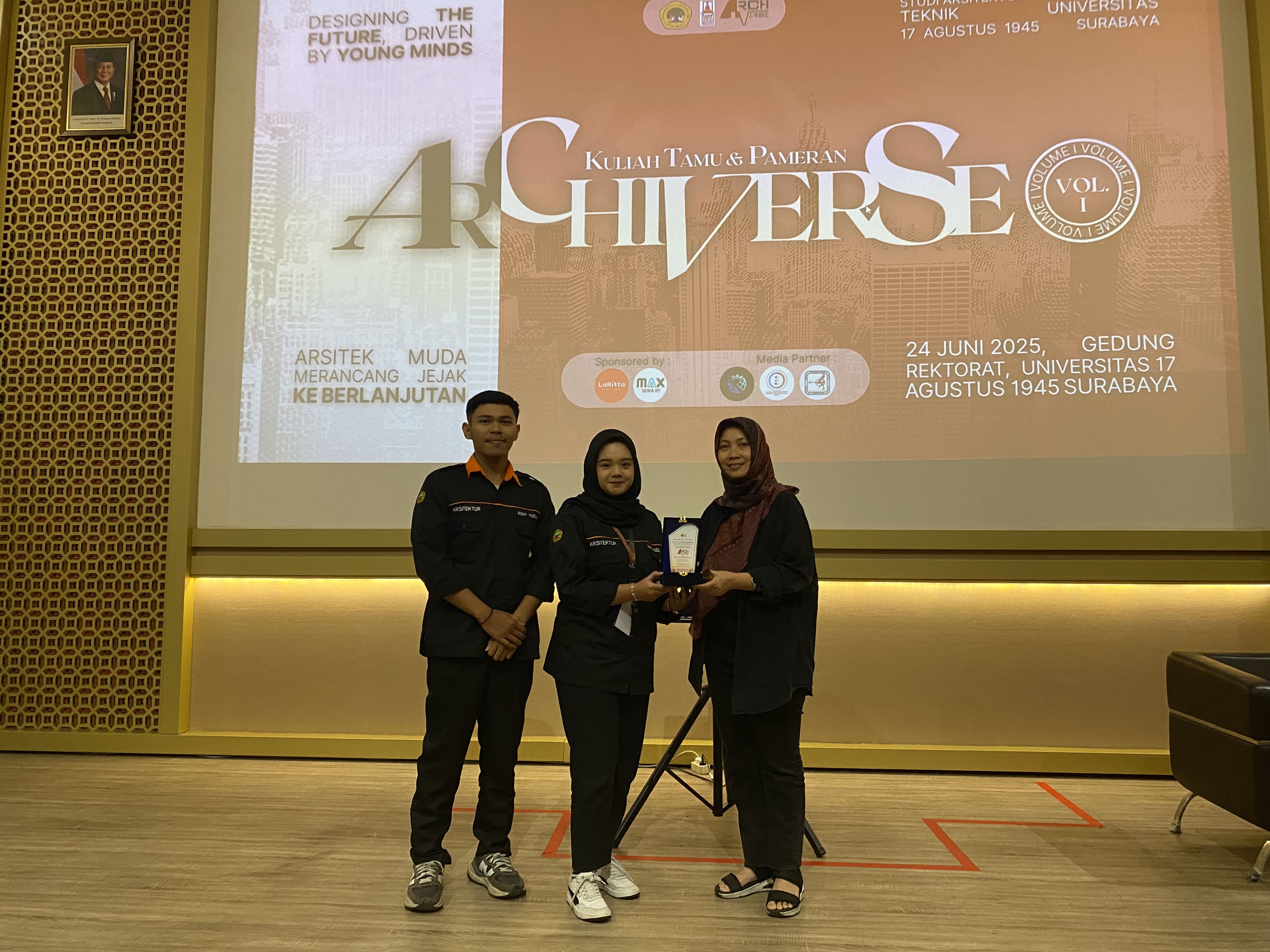 Dosen Magister Arsitektur UNTAG Surabaya Menjadi Pembicara pada Acara ARCHIVERSE Vol. 1