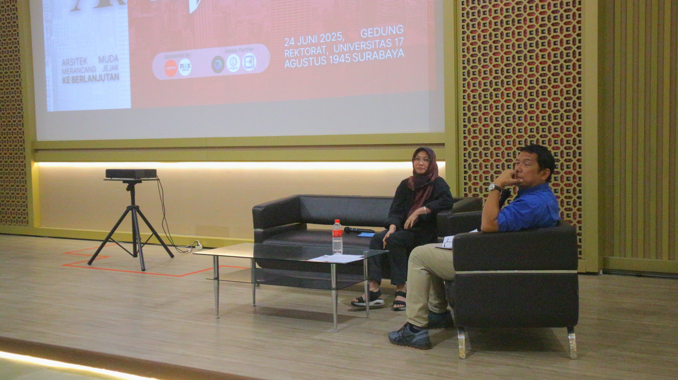 Perkuat Dialog Akademik, Kaprodi Magister Arsitektur Jadi Moderator ARCHIVERSE Vol. 1